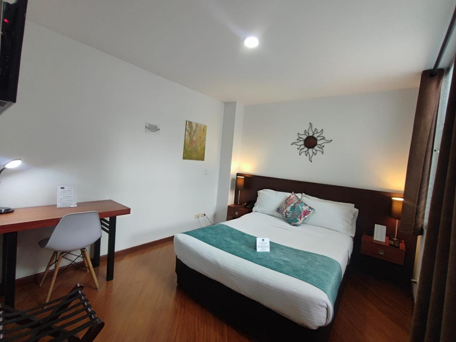 Hotel Casa Galvez Manizales Exterior photo